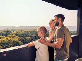 Guglzipf Aussichtswarte, © Wienerwald Tourismus GmbH / Andreas Hofer