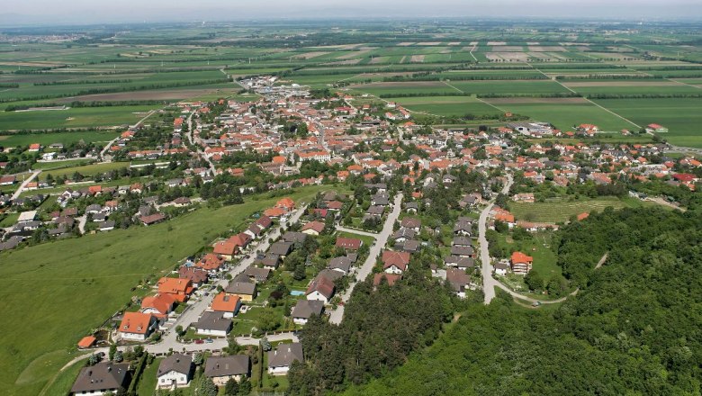 Hof am Leithaberge, © MG Hof/Lbg.