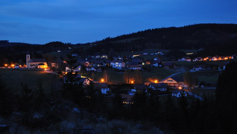 Dorfstetten am Abend, © Höbart