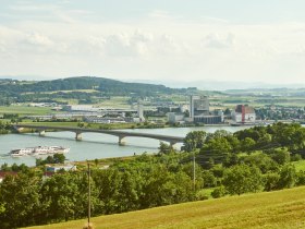 Pöchlarn mit Donaubrücke, © Donau NÖ Tourismus/Klaus Engelmayer