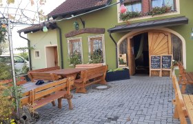 Weingut & Buschenschank Wallner, Arbesthal, © Weingut Wallner