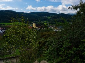 Richtung Kienberg - Blick auf die Kirche Würnsdorf, © Gottfried Grossinger