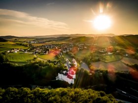 Europaschloss Leiben Luftaufnahme, © Donau NÖ Tourismus/Robert Herbst