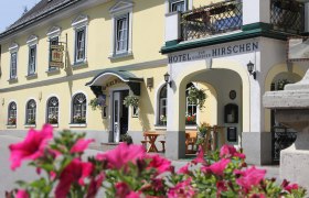 Hotel zum Goldenen Hirschen im Sommer, © Hotel zum Goldenen Hirschen