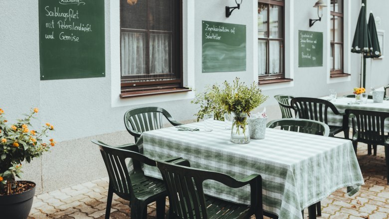 Preisgekrönter Gastgarten mit alten Kastanien, © Niederösterreich Werbung/David Schreiber