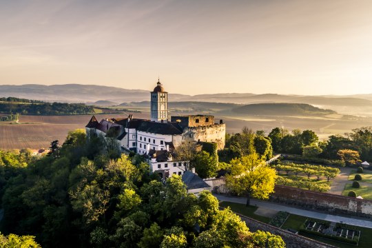 Die Burgen und Schlösser erstrahlen im frühlingshaften Glanz!, © Robert Herbst