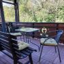 Terrasse mit Blick in den Garten, © Ulrike Weinzettl