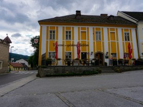 Taverne zum goldenen Hirschen, © Gottfried Grossinger