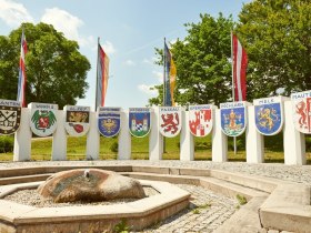 Nibelungendenkmal in Pöchlarn, © Donau Niederösterreich / Klaus Engelmayer