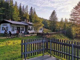 Almrauschhütte (unbewirtschaftet), © Wiener Alpen in Niederösterreich