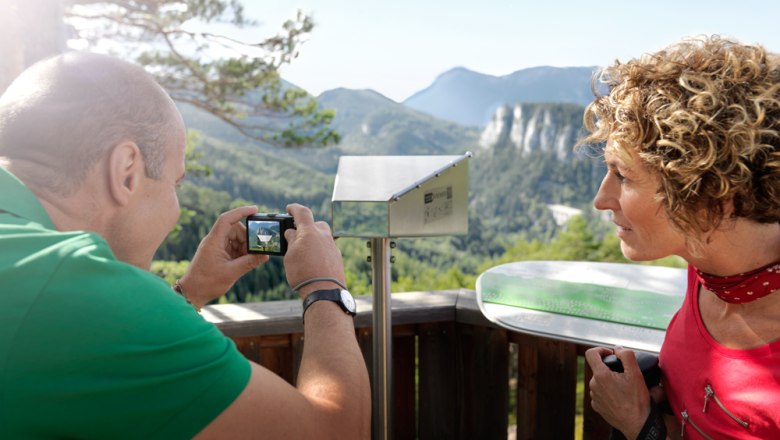 Blickplatz "20-Schilling-Blick", © Wiener Alpen/Florian Lierzer