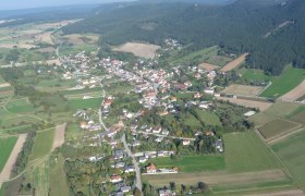 Winzendorf Rundwanderweg 5, Durch die Weinberge nach Muthmannsdorf, © Wiener Alpen in Niederösterreich - Schneeberg Hohe Wand