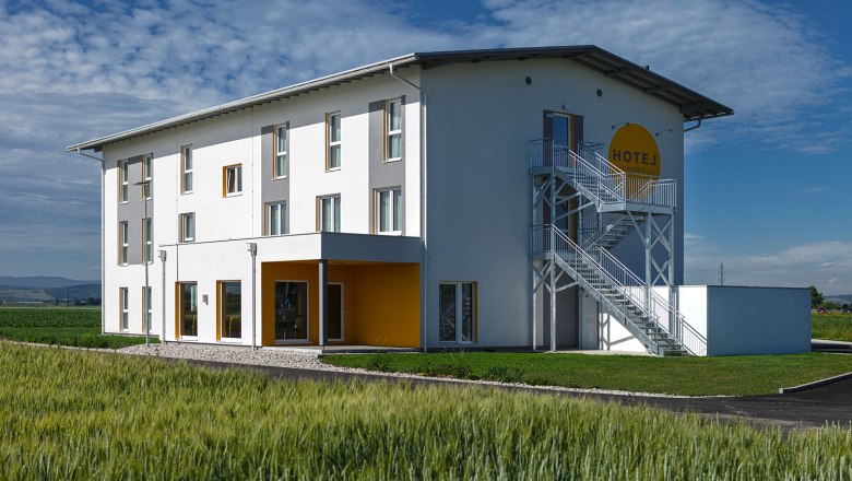 Aussenansicht Hotel Tullnerfeld, © Hotel Tullnerfeld