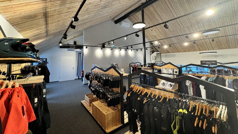 Shop in der Wexl Base, © Wexl Arena St. Corona am Wechsel