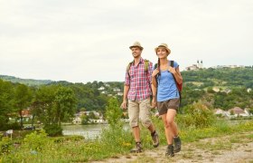 Wandern in Krummnussbaum mit Blick Richtung Maria Taferl, © Donau Niederösterreich / Klaus Engelmayer