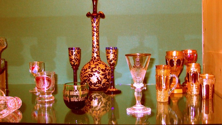 Ausstellungsstücke, © Schnaps-Glas-Museum Echsenbach