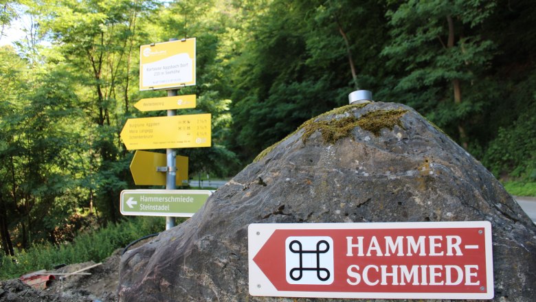 Aggsbach Hammerschmiede Wegweiser, © Donau Nö Tourismus_Vera Pulker