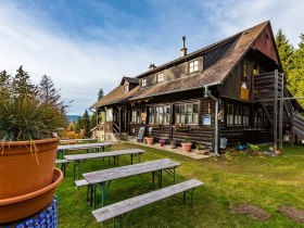 Herrgottschnitzer-Hütte, © Wiener Alpen in Niederösterreich