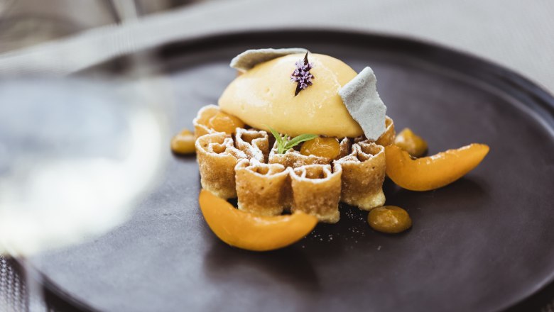 Weinser Waffel mit Marillensorbet, © Niederösterreich Werbung/David Schreiber