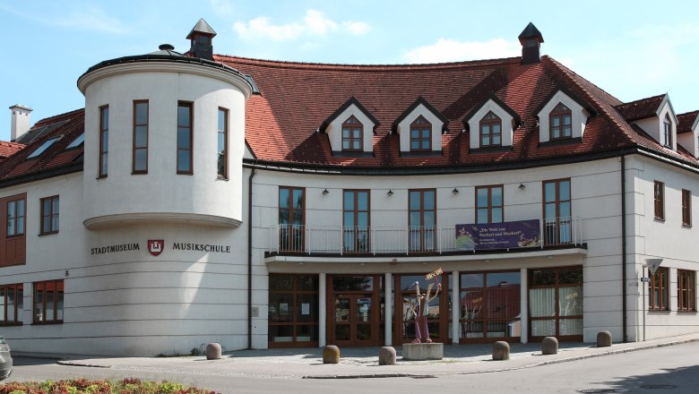 Außenansicht Stadtmuseum und Musikschule Klosterneuburg, © @ Stadtmuseum Klosterneuburg