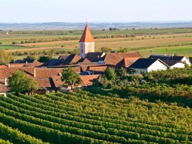 Zu den Marterln, © Weinviertel Tourismus / Wolfgang Gerzer