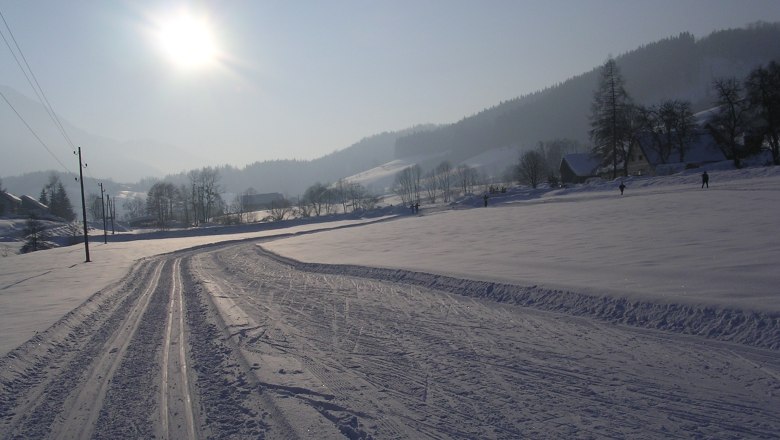 Langlaufen im Wintertreff Prolling, © Familie Helm