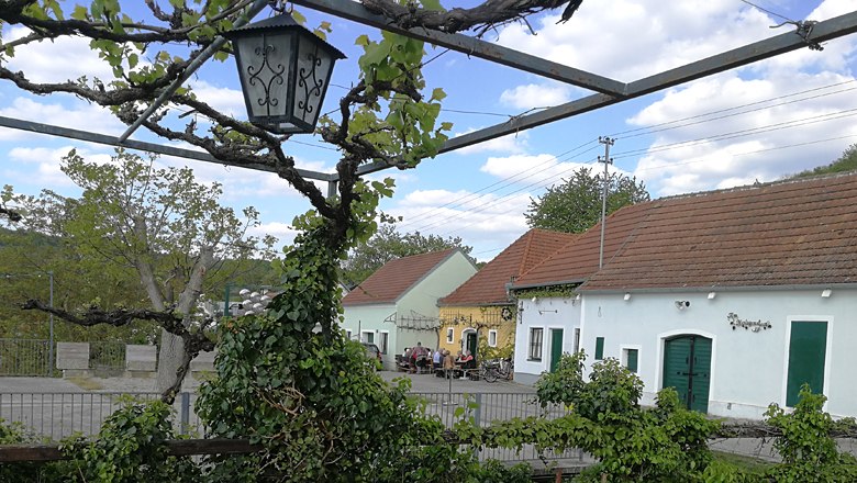 Kellergasse am Heiligenstein, © Roman Zöchlinger