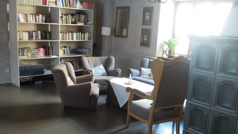 Bibliothek mit Büchern zum Mitnehmen, © Landhotel Yspertal