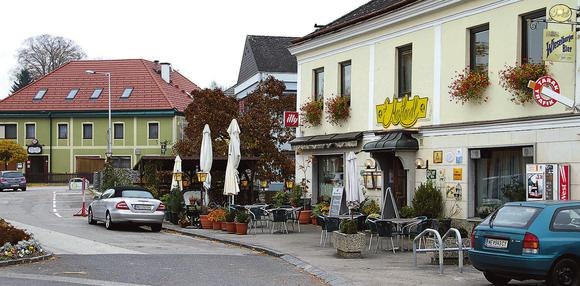 Gasthof Mostlandl Aussenansicht, © Leopold Rank