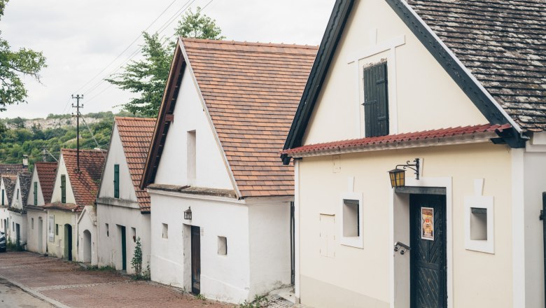 Kellergasse Oagossn, Fassaden Frontansicht