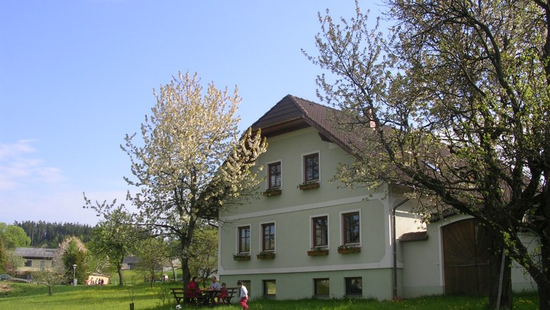 Haus mit Garten, © Biobauernhof Mayerhofer