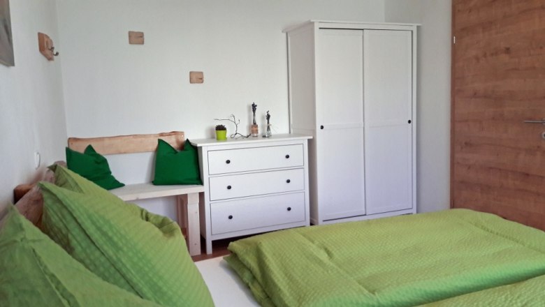 Schlafzimmer Ferienwohnung Abendsonne, © Familie Winter