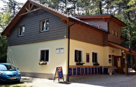 Haus Eisensteinhöhle, © Alpenverein Wiener Neustadt