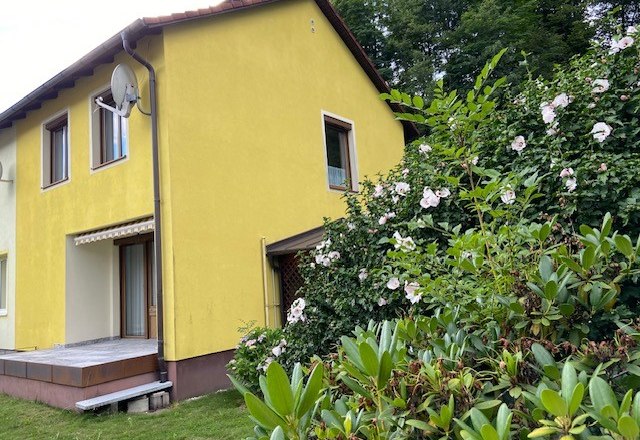 Garten im Ferienhaus am Schloßpark, © Wiener Alpen