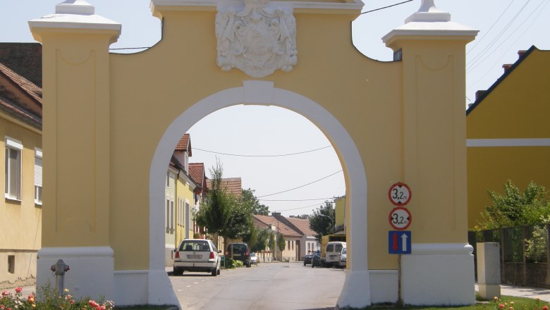 Oberes Tor, © Marktgemeinde Trautmannsdorf/L.