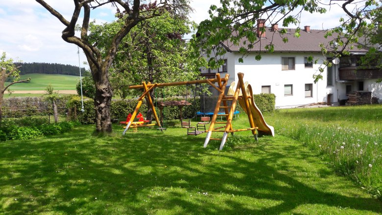 Spielplatz, © Biobauernhof Mayerhofer