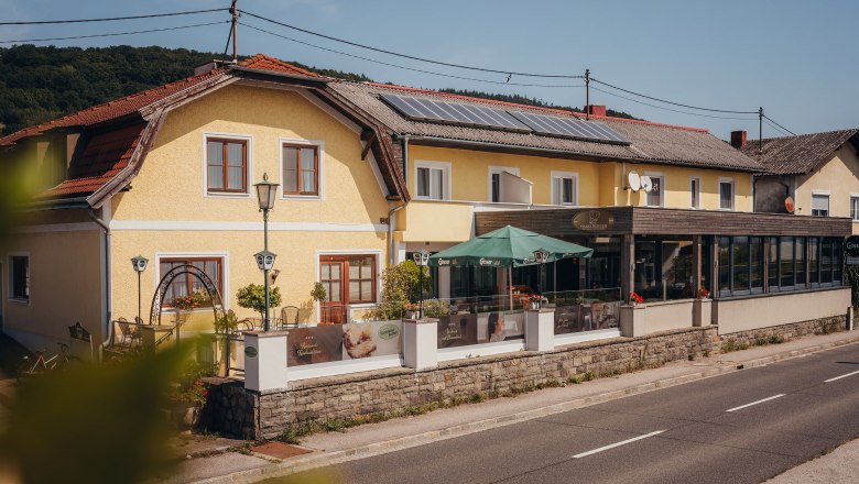 Wirtshaus am Donauradweg, © Niederösterreich Werbung/Daniela Führer