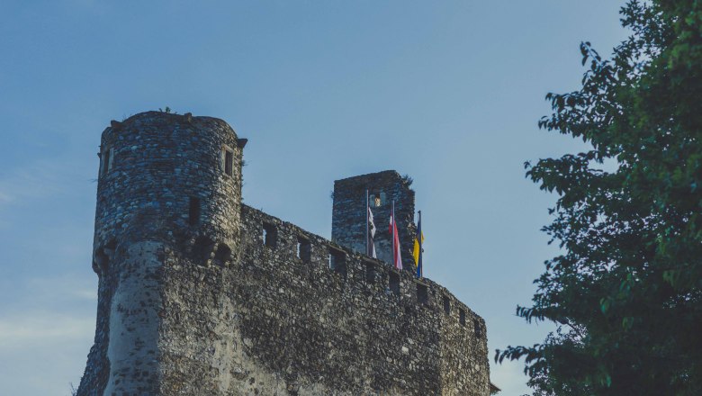 Rundturm aus Sicht Übergang, © Verein zur Erhaltung der Burgruine Senftenberg