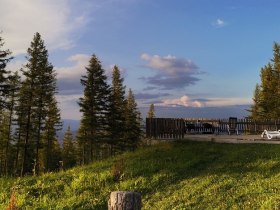 Terrasse bei der Almrauschhütte, © Wiener Alpen in Niederösterreich